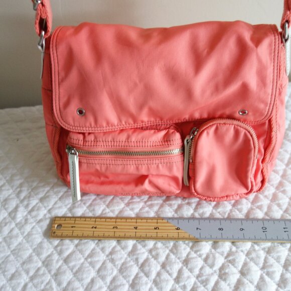 FOSSIL Summer Vacation Orange Shoulder Bag w/ charms - Picture 5 of 9